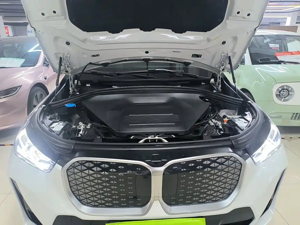 Photo 20 - BMW iX1
