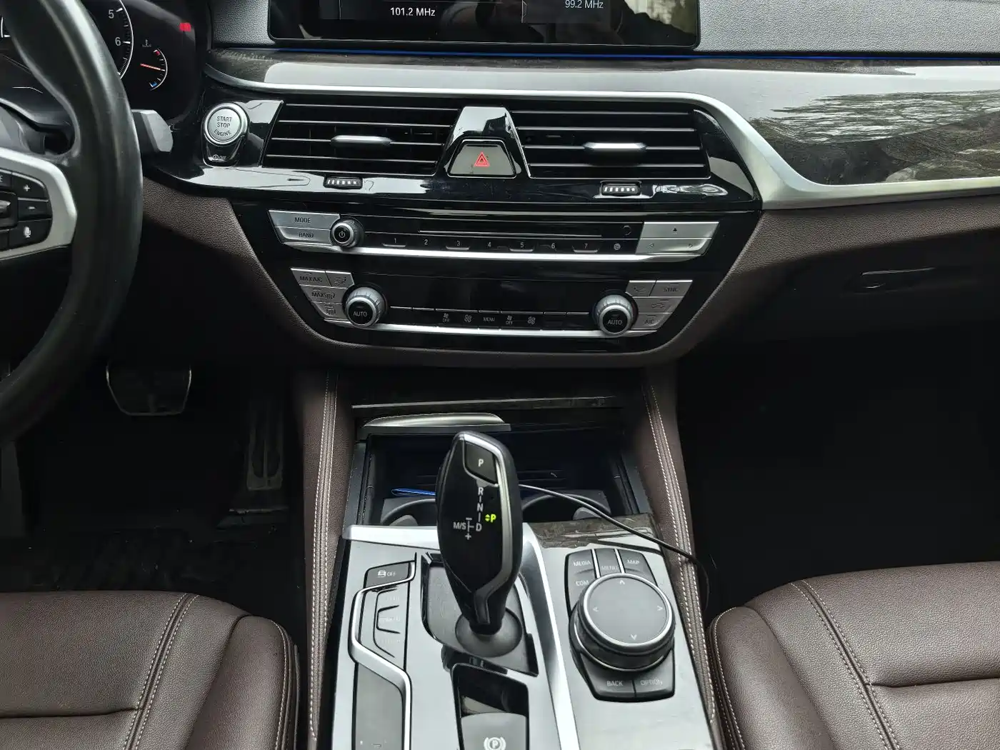BMW 5 Series 2019 525Li M Sport Package фото 13