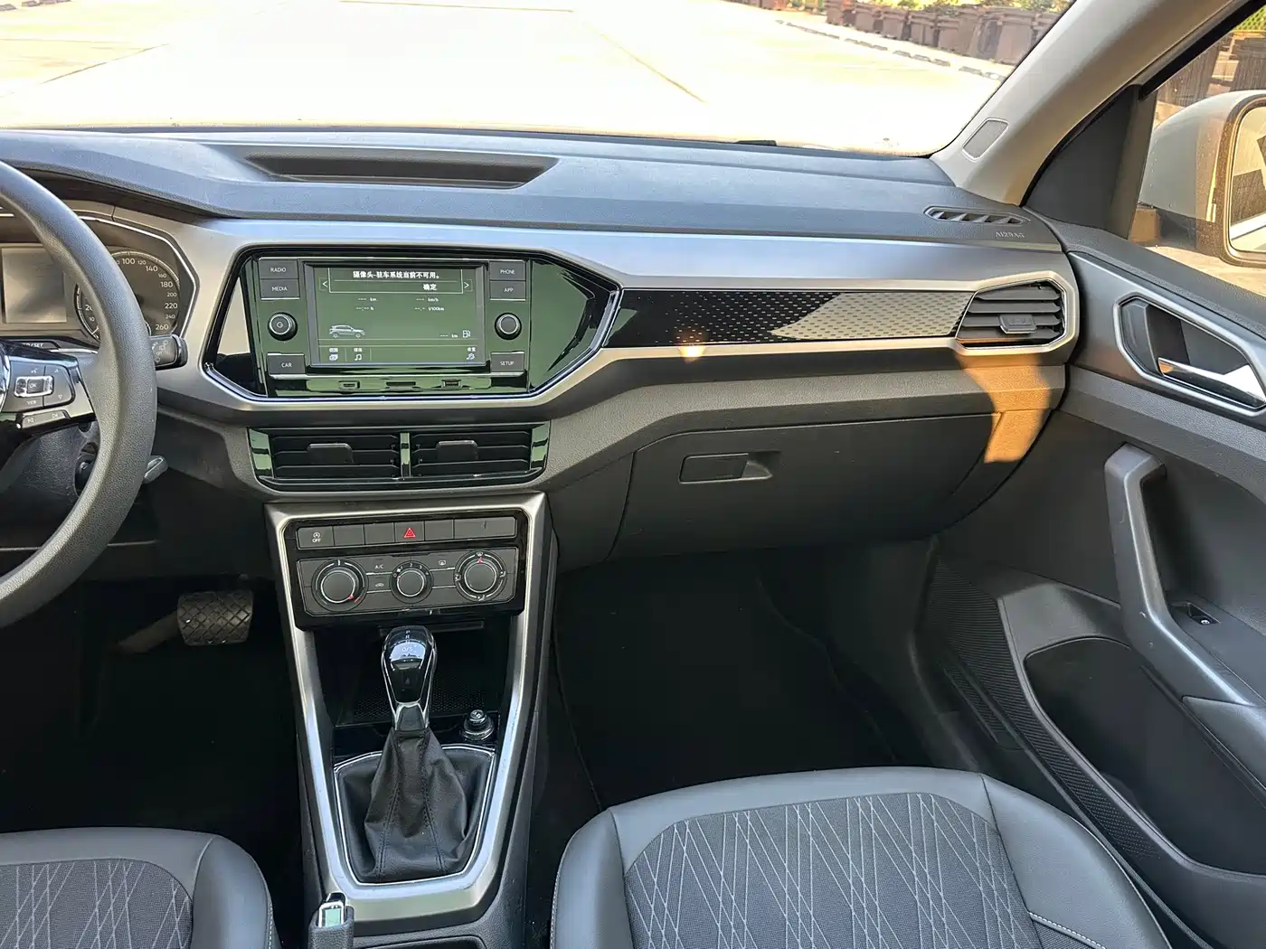 Volkswagen T-Cross 2020 280TSI DSG Comfort Edition фото 12