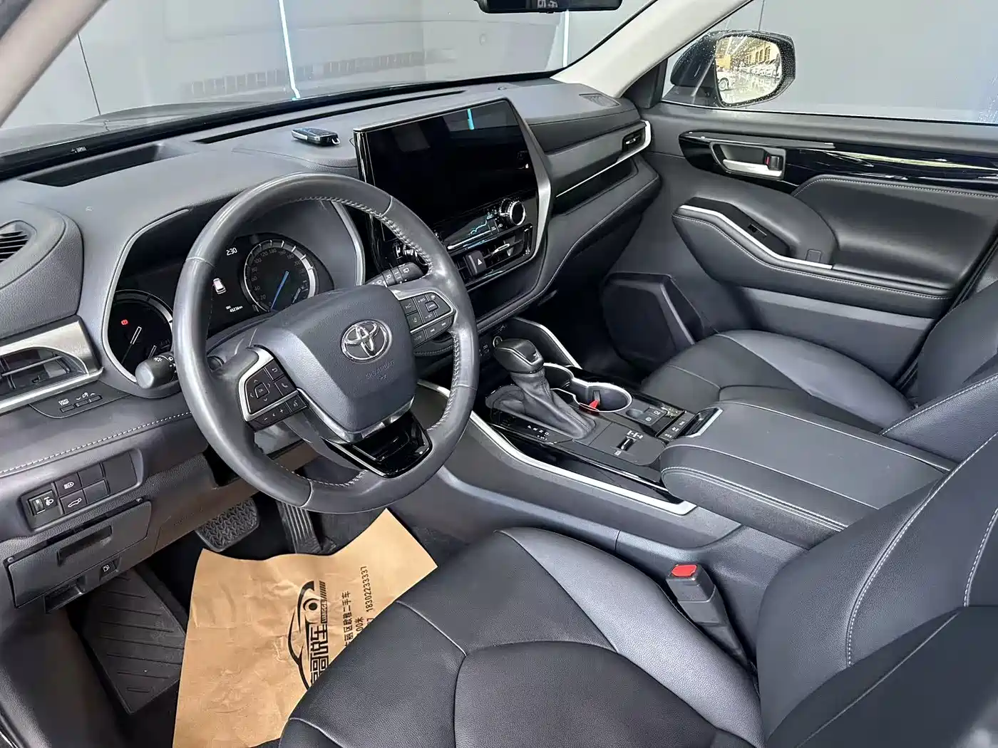 TOYOTA HIGHLANDER