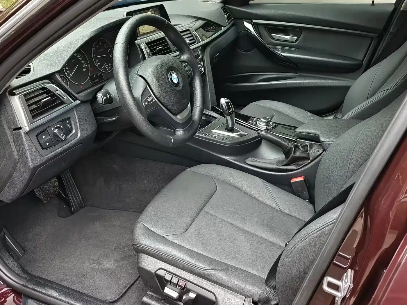 BMW 3 Series 2016 320Li Fashion Model фото 12