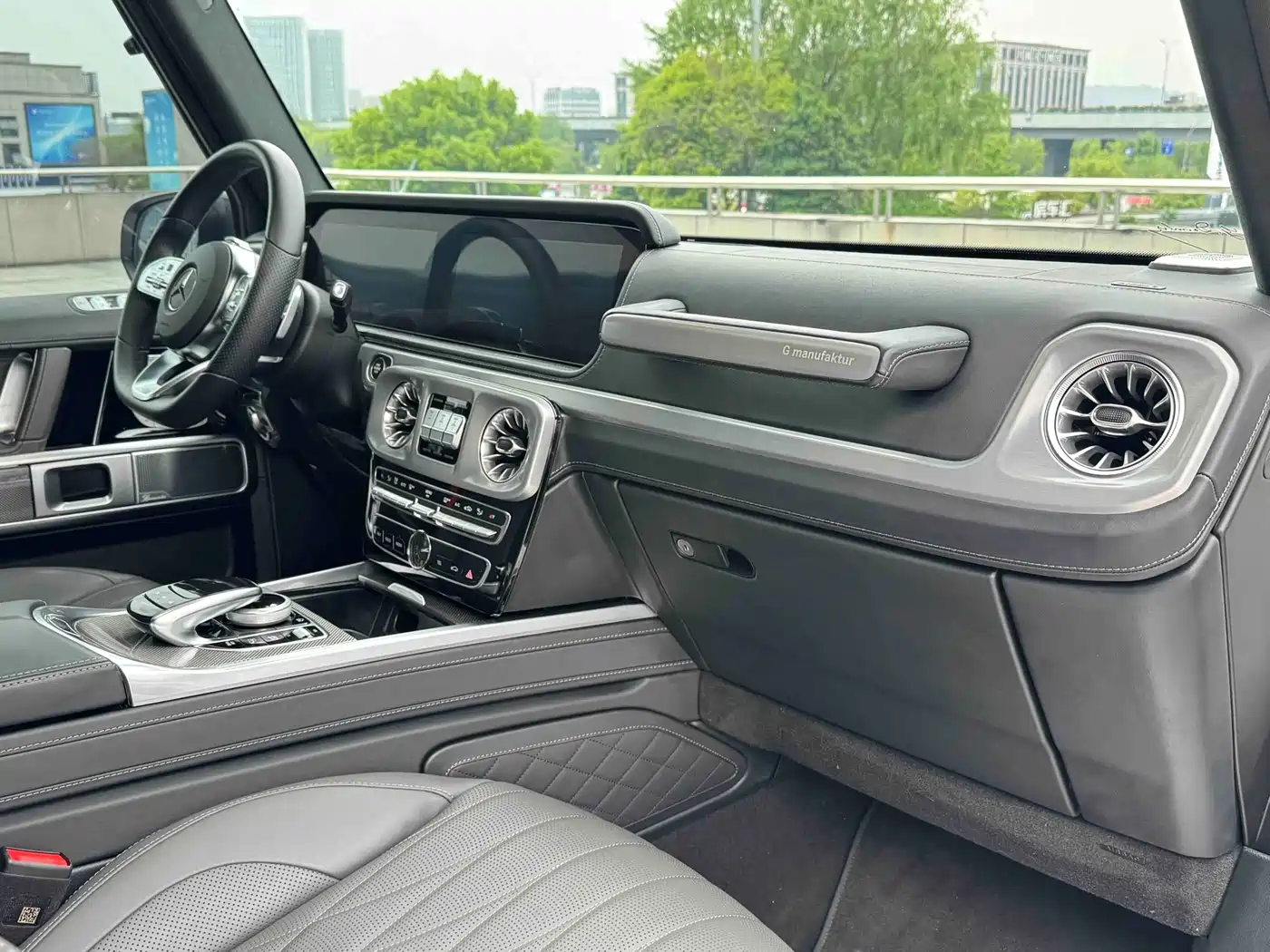 Mercedes-Benz G-Class 2023 G 500 фото 17