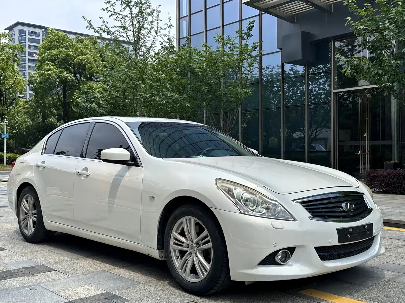 Infiniti G Series 2013 2013 G25 Sedan Luxury Sport Edition