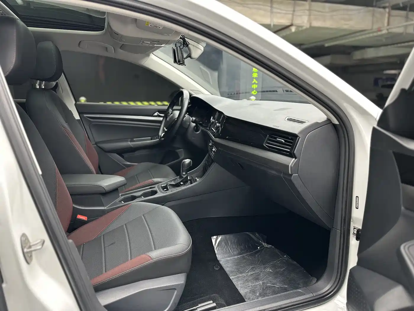 Volkswagen Bora 2020 1.5L Automatic Elite фото 11