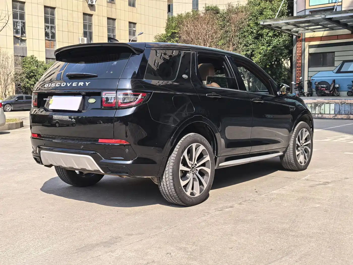 LAND ROVER DISCOVER SPORTS