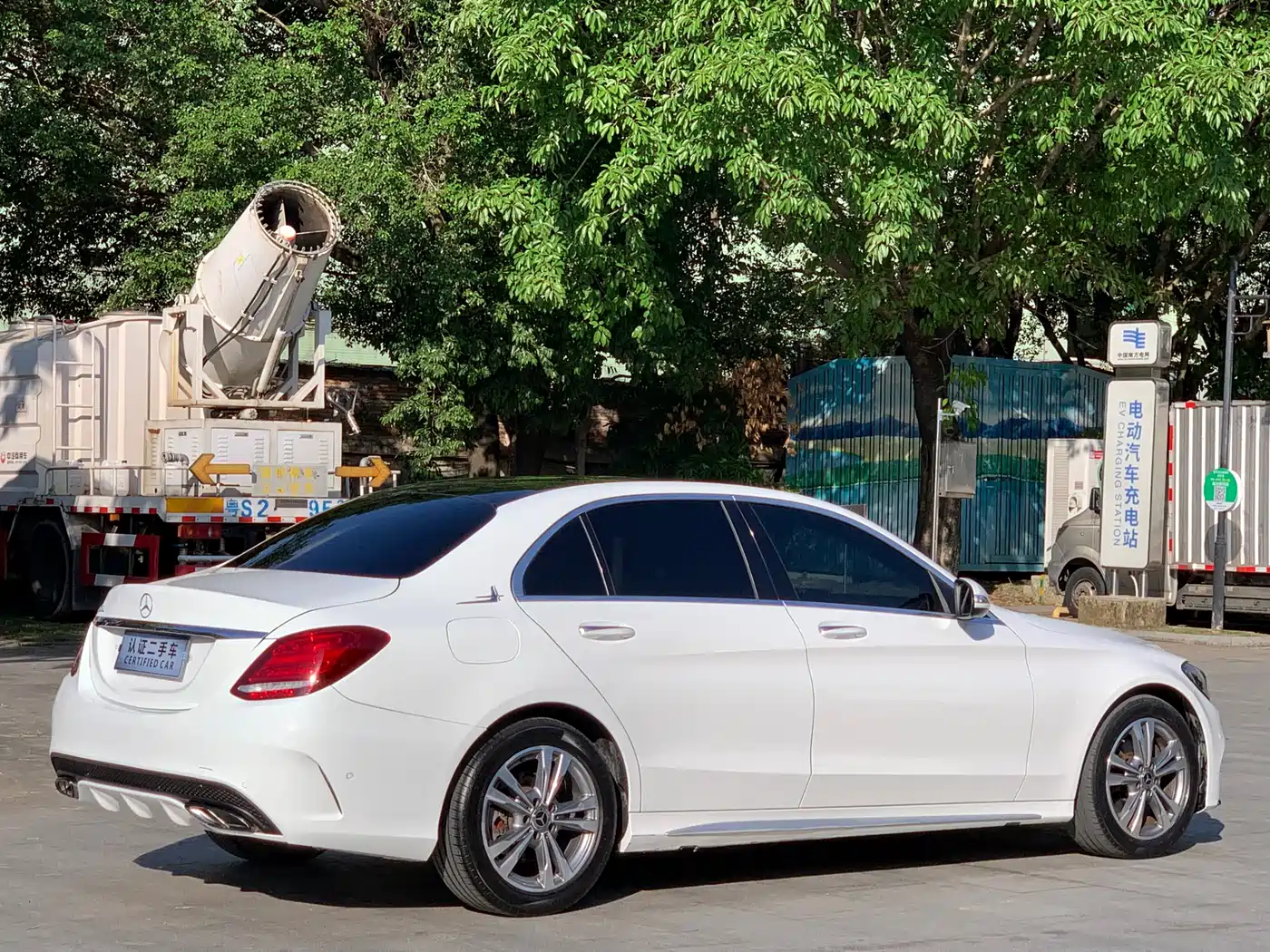 Mercedes-Benz C-Class 2017 Facelift C 200 L Sport Edition фото 16