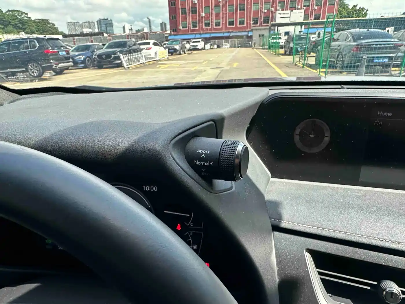 Lexus UX 2021 2020 260h Explore Fun Edition