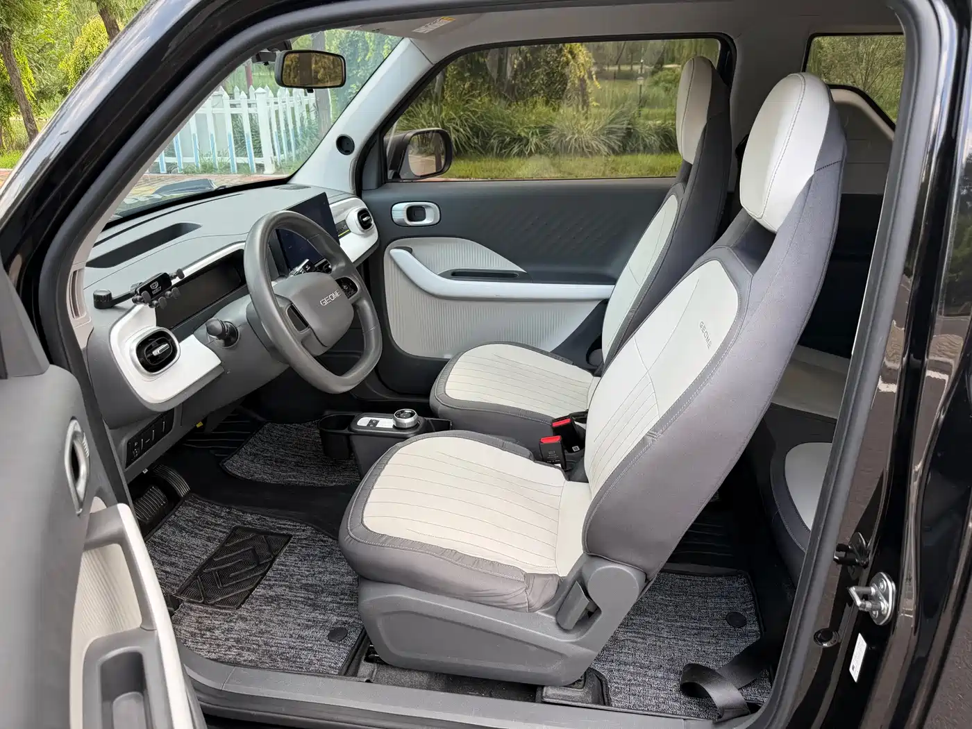 Photo 6 - Geely Galaxy Panda