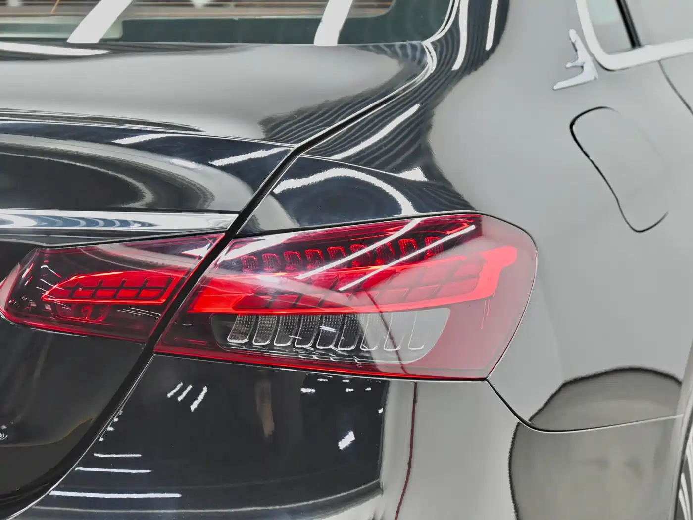 Mercedes-Benz E-Class 2022 Facelift E 300 L Luxury Style фото 39