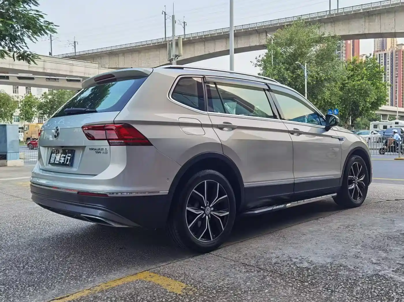 Volkswagen Tiguan L 2017 380TSI Automatic 4WD Flagship Edition фото 4