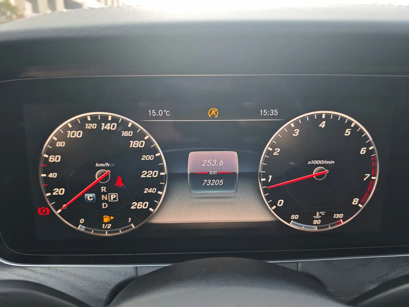 Mercedes-Benz E-Class 2016 E 200 L Sport Type фото 13