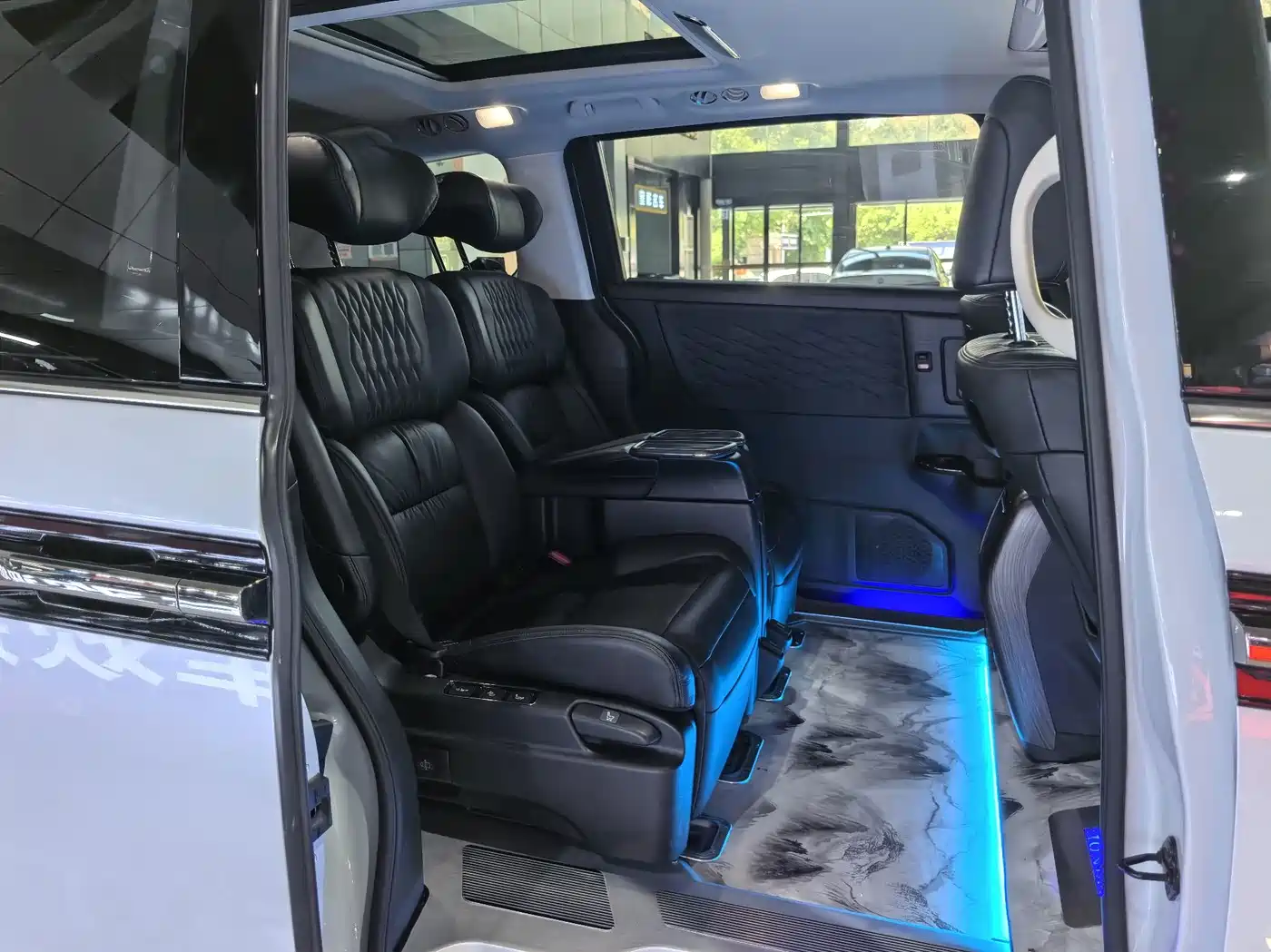 Honda Elysion 2024 2024 2.0L e:HEV Luxury Edition