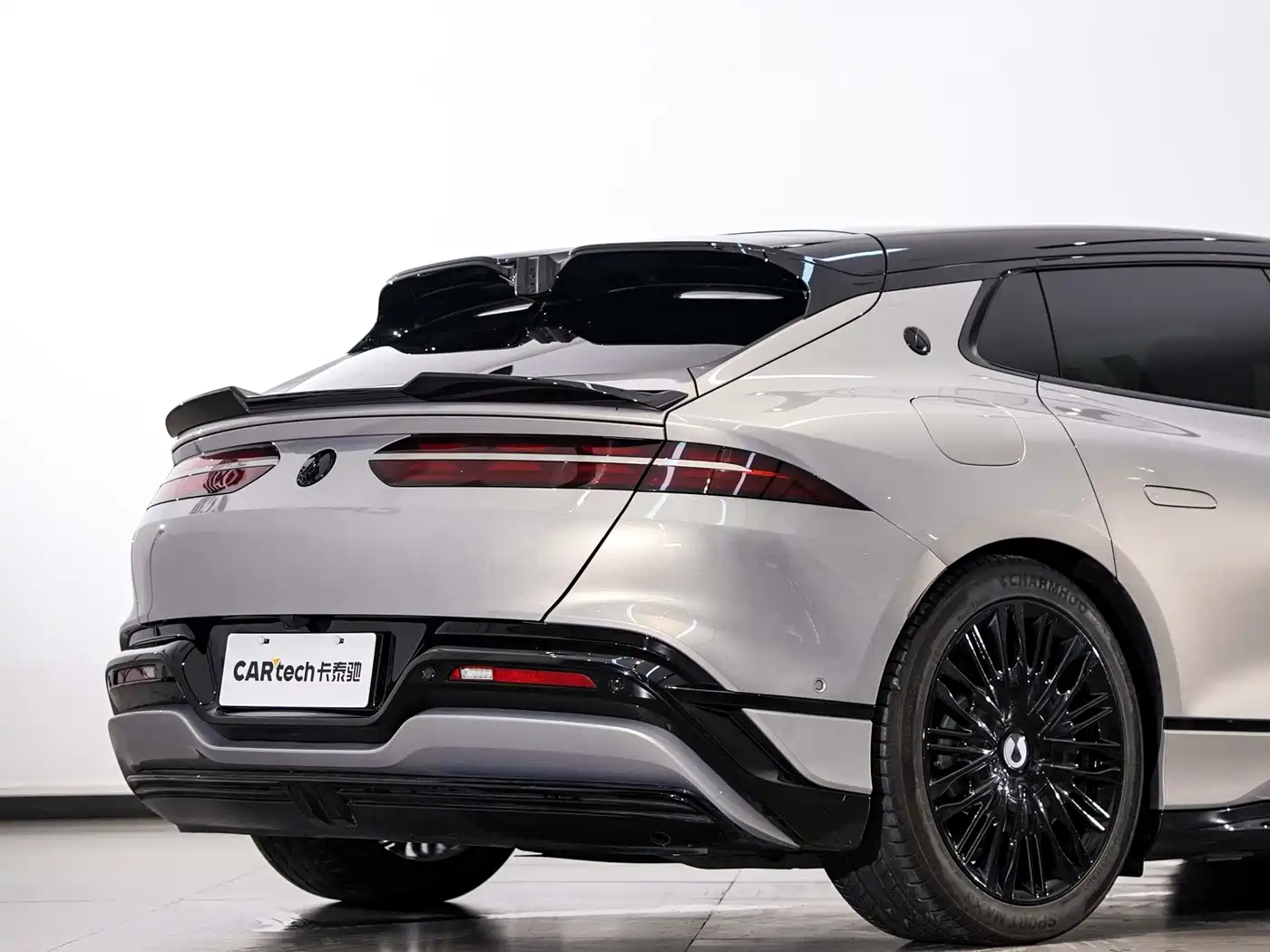 Denza Z9GT 2024 2024 1100 AWD Ultra Edition