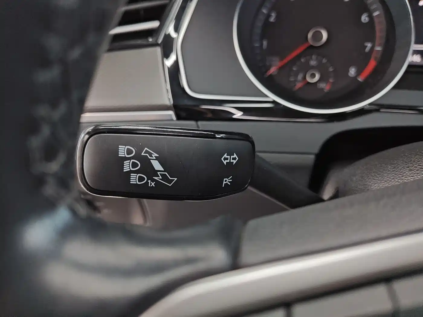Volkswagen Magotan 2020 330TSI DSG Leading фото 23