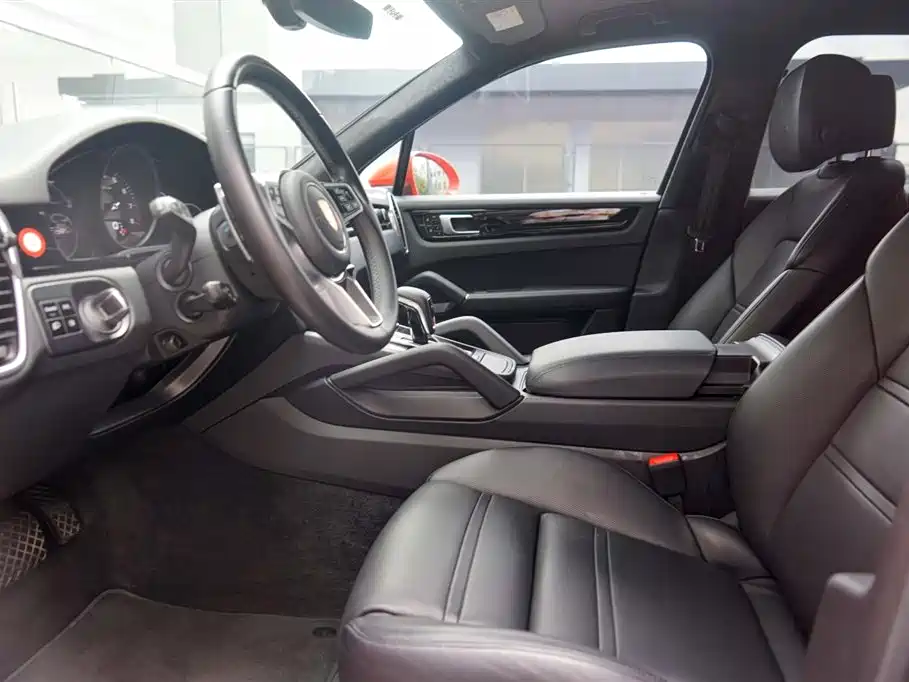 Porsche Cayenne 2019 Cayenne 3.0T фото 9