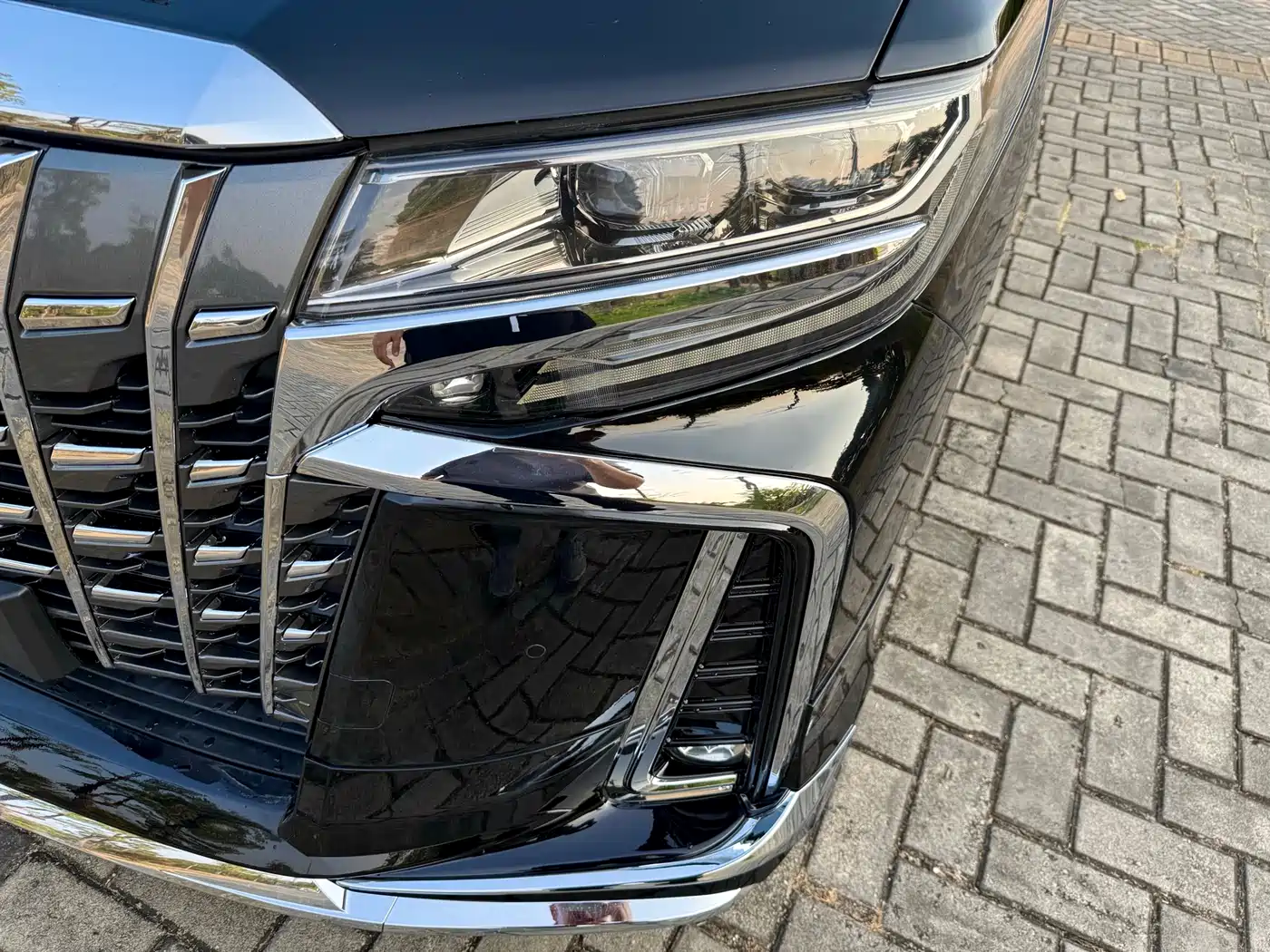 Toyota Alphard 2018 Facelift 3.5L Luxury Edition фото 16