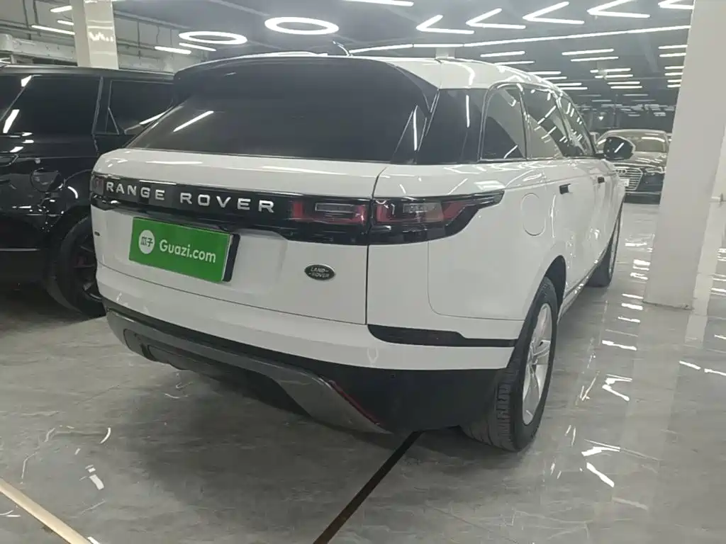 صورة 7 - Land Rover Range Rover Velar