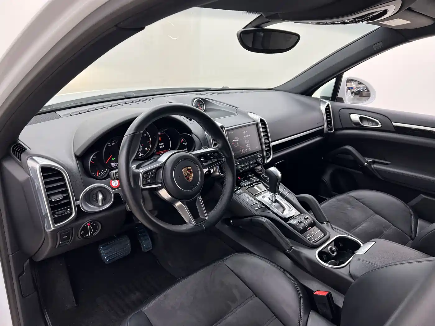 Porsche Cayenne 2016 Cayenne Platinum Edition 3.0T фото 11