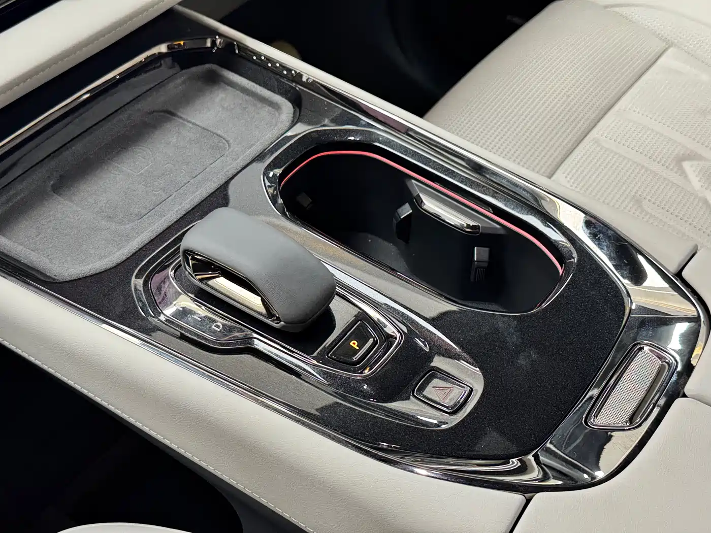 ZEEKR EXTREME KRYPTON 009