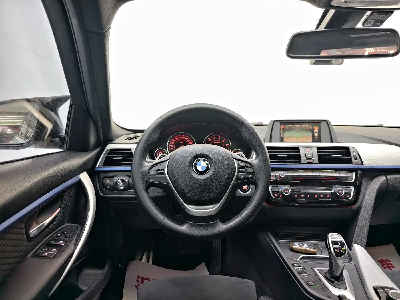 BMW 3 Series 2018 320i M Sport Package фото 23