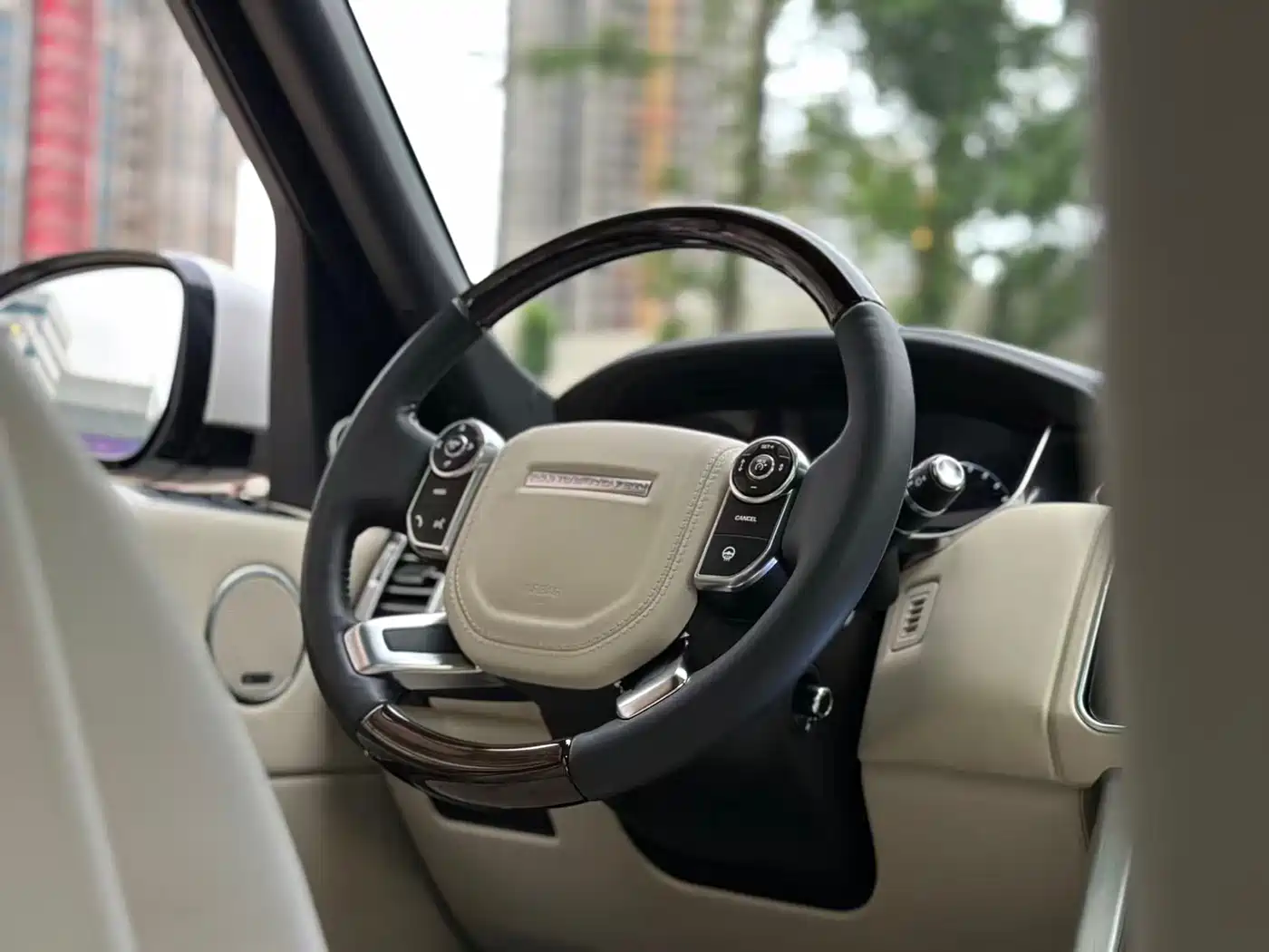 Land Rover Range Rover 2013 5.0 SC V8 AB Ultimate Genesis Edition фото 22