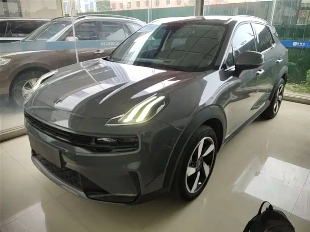 Lynk & Co 06 EM-P 2020 PHEV Plus