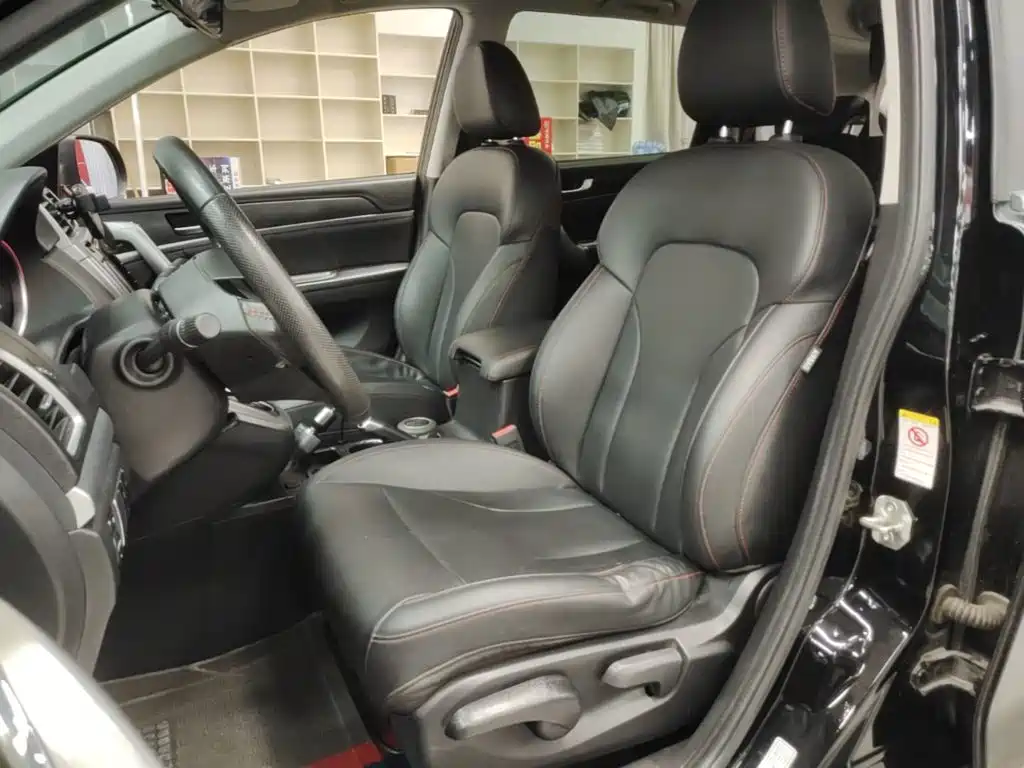 Haval M6 2017 2017 1.5T Automatic 2WD Elite