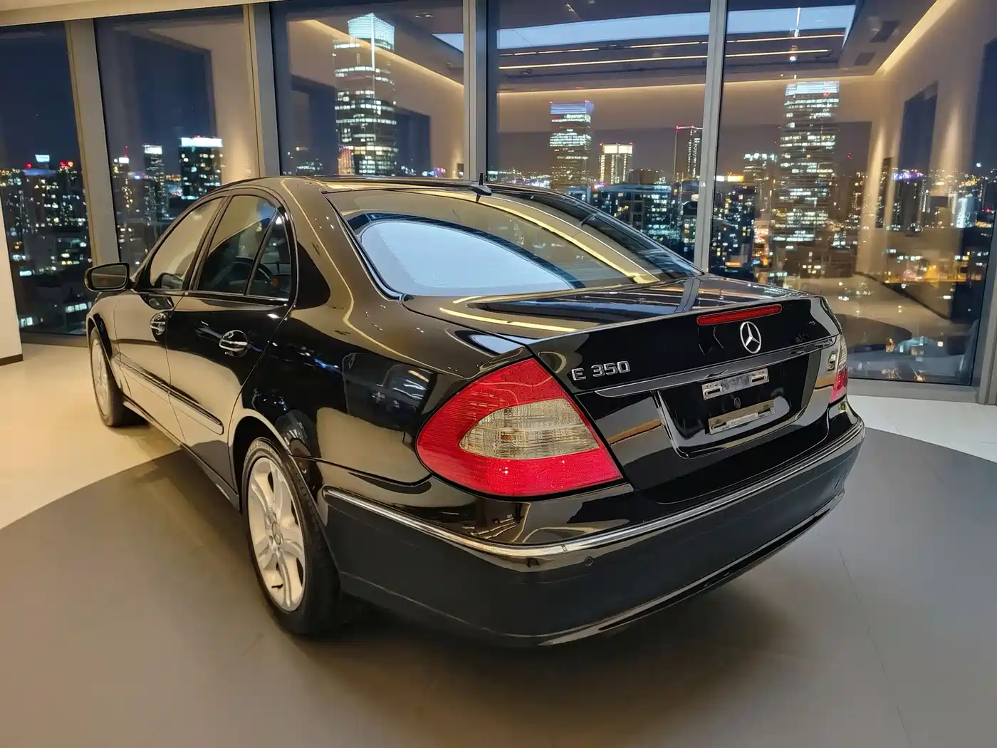 Mercedes-Benz E-Class 2007 E 350 Fashion фото 4