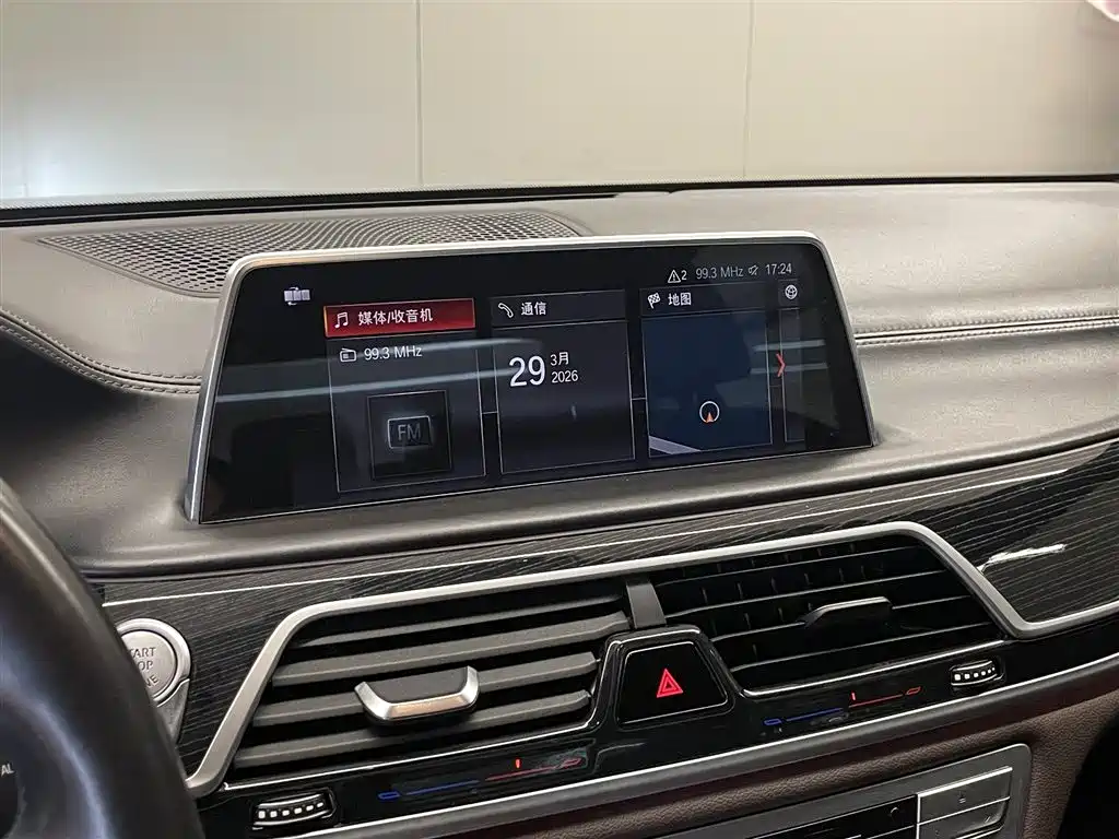 BMW 7 Series 2018 730Li Premium Type M Sport Package фото 25