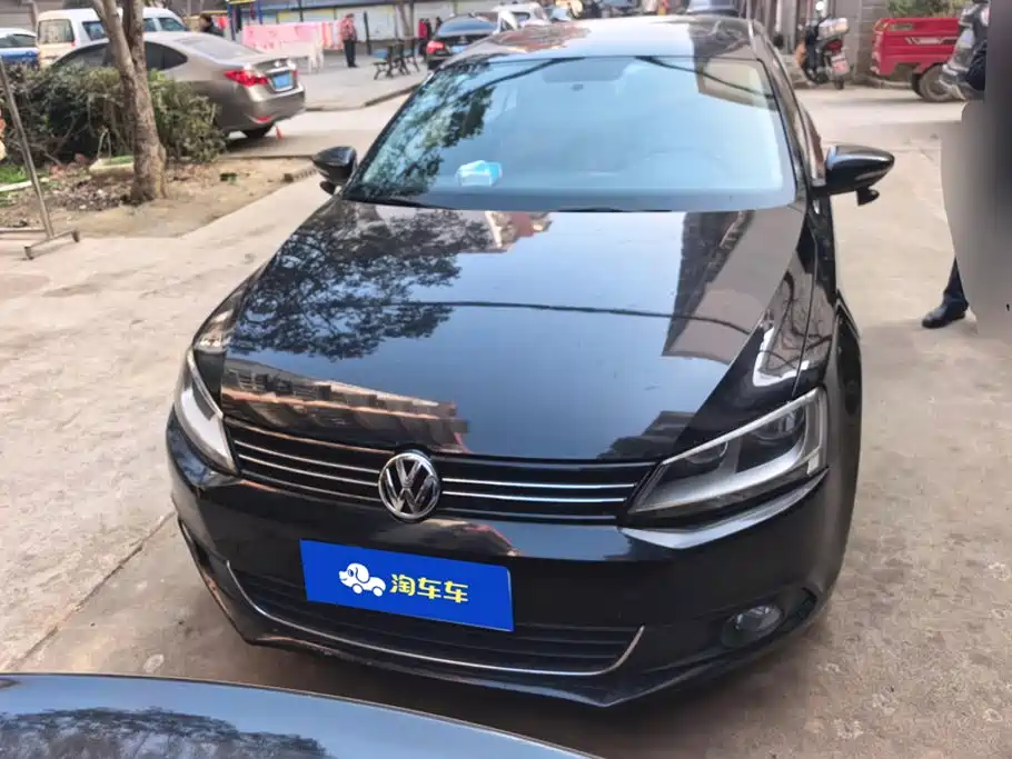 صورة 2 - Volkswagen Sagitar
