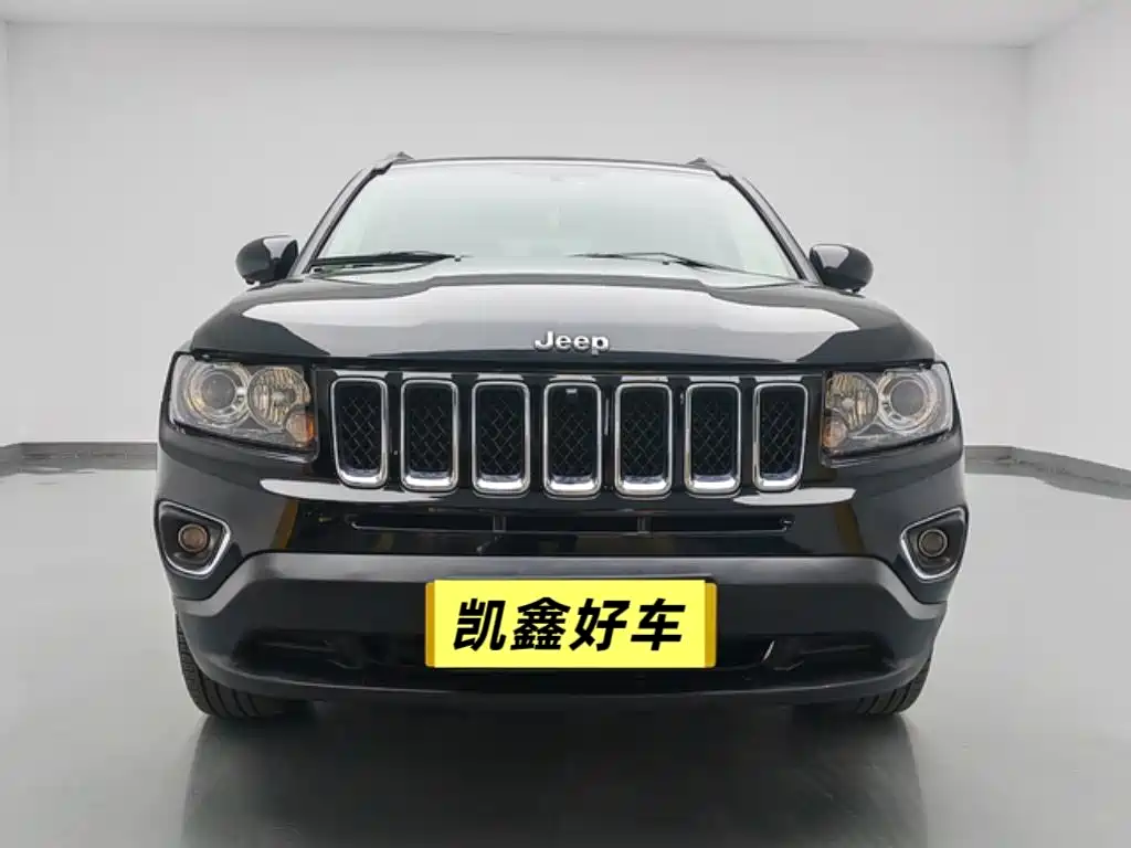 Jeep Compass (Import) 2015 2014 Facelift 2.4L 4WD Comfort Edition