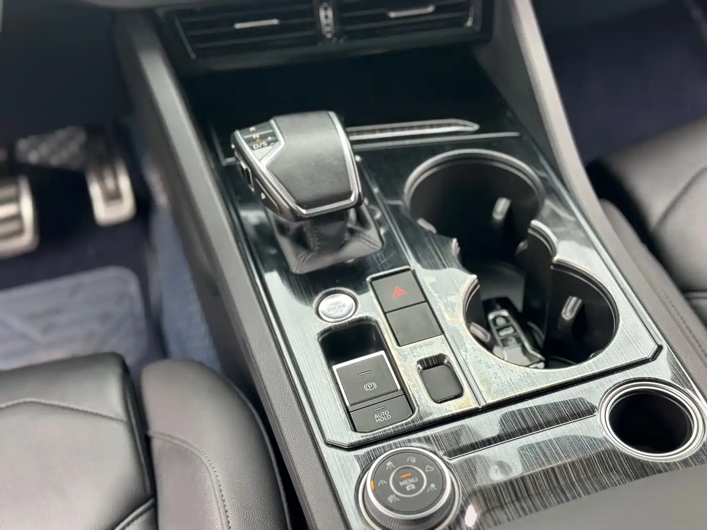 Volkswagen Touareg 2019 2.0TSI Pilot Edition China VI фото 12
