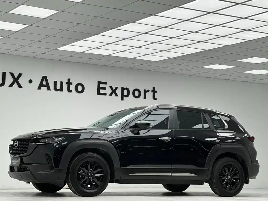Фото 11 - Mazda CX-50