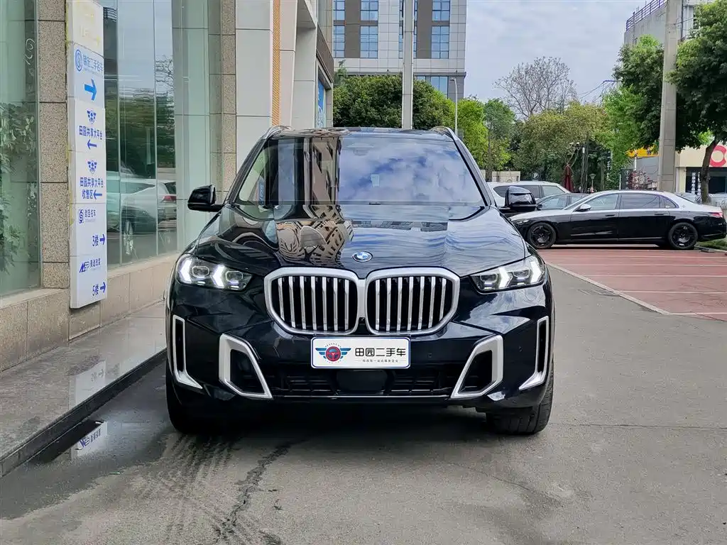 BMW X5 2023 xDrive 30Li Premium M Sport Package фото 2