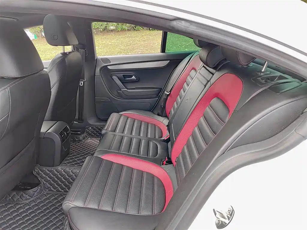 Volkswagen FAW-Volkswagen CC 2018 1.8TSI Luxury фото 8
