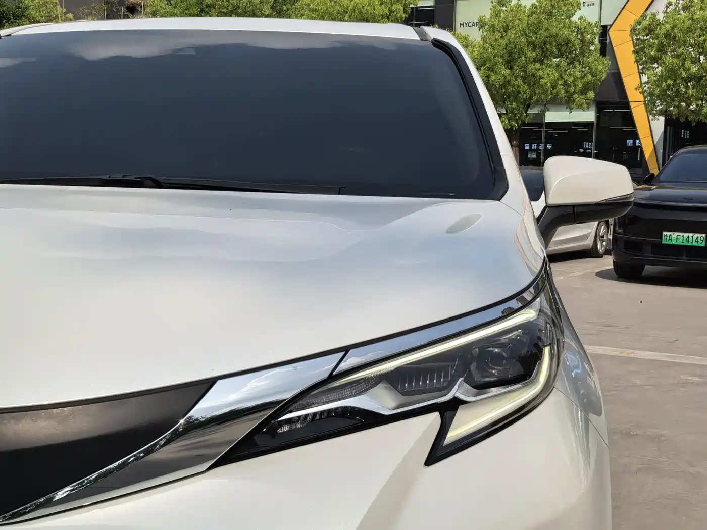 Toyota Sienna 2024 2.5L Hybrid Comfort Edition фото 4