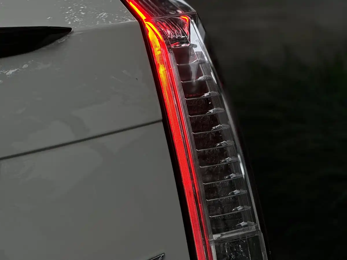 Cadillac CTS (Import) 2012 6.2L CTS-V COUPE фото 18