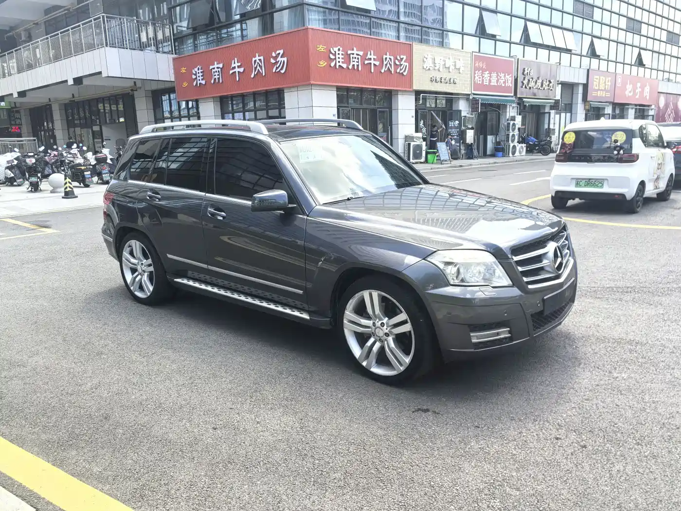 Mercedes-Benz GLK-Class (Import) 2008 GLK 350 4MATIC фото 3