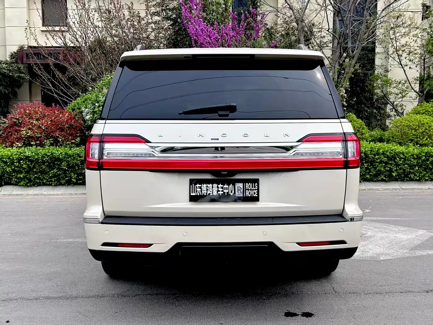 Lincoln Navigator 2020 3.5T Long Wheelbase Presidential Edition фото 17