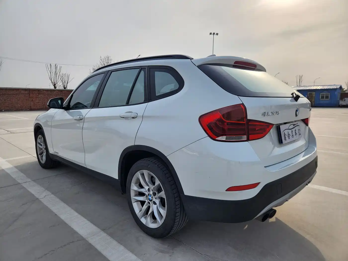 BMW X1 2014 sDrive18i Leading Edition фото 6