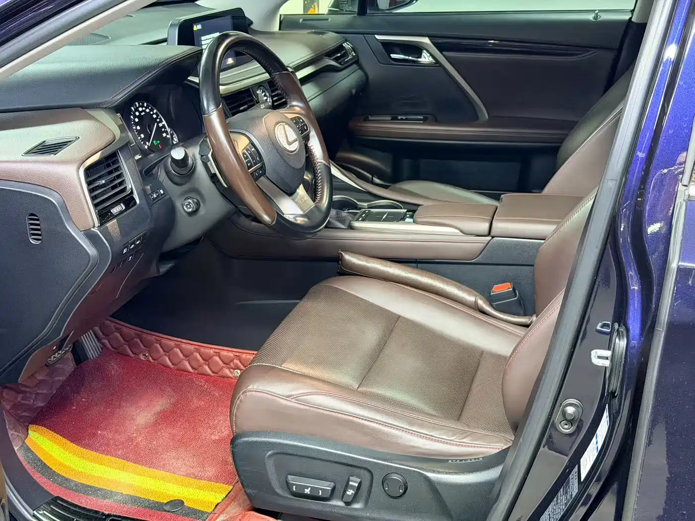 Lexus RX 2020 Facelift 300 AWD Elegance Edition фото 5