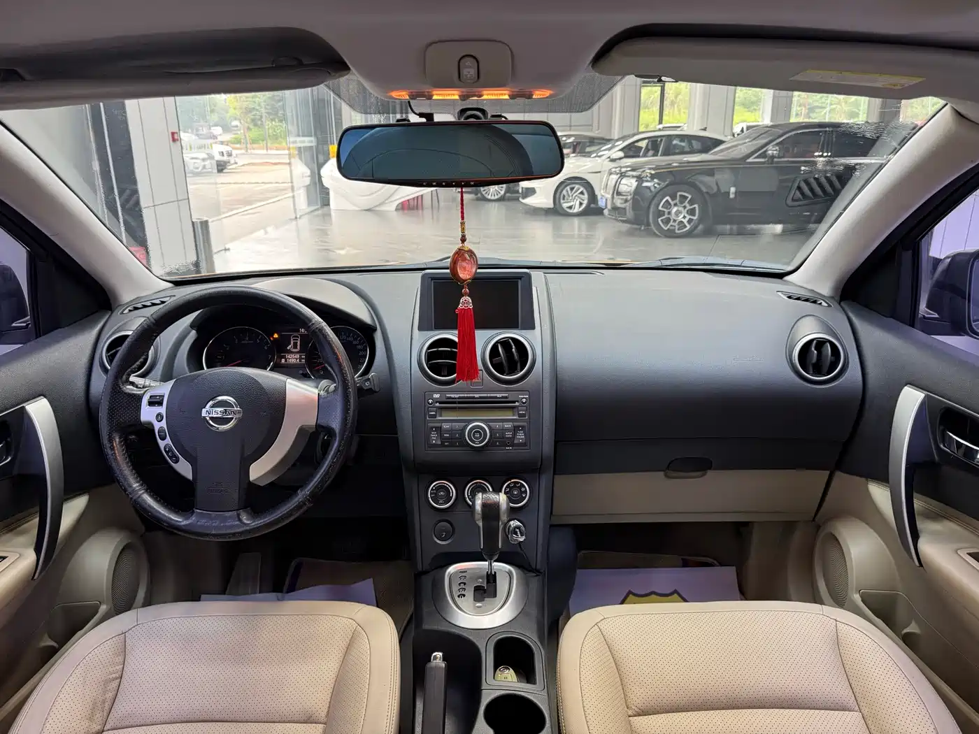Nissan Qashqai 2012 2011 2.0XV Thunder CVT 2WD