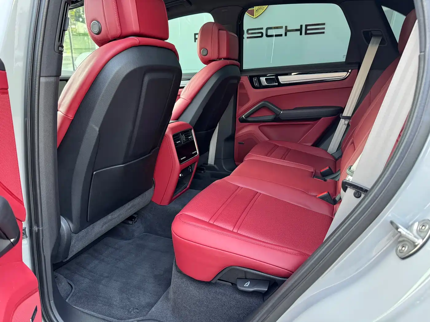 Porsche Cayenne New Energy 2023 Cayenne E-Hybrid 2.0T фото 19