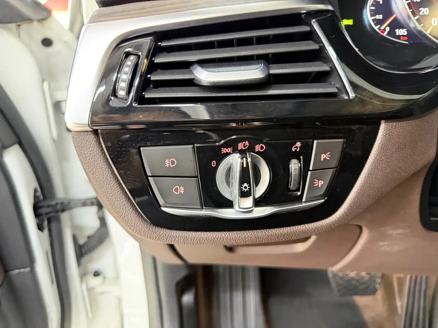 BMW 5 Series 2018 530Li Leading Luxury Package фото 11