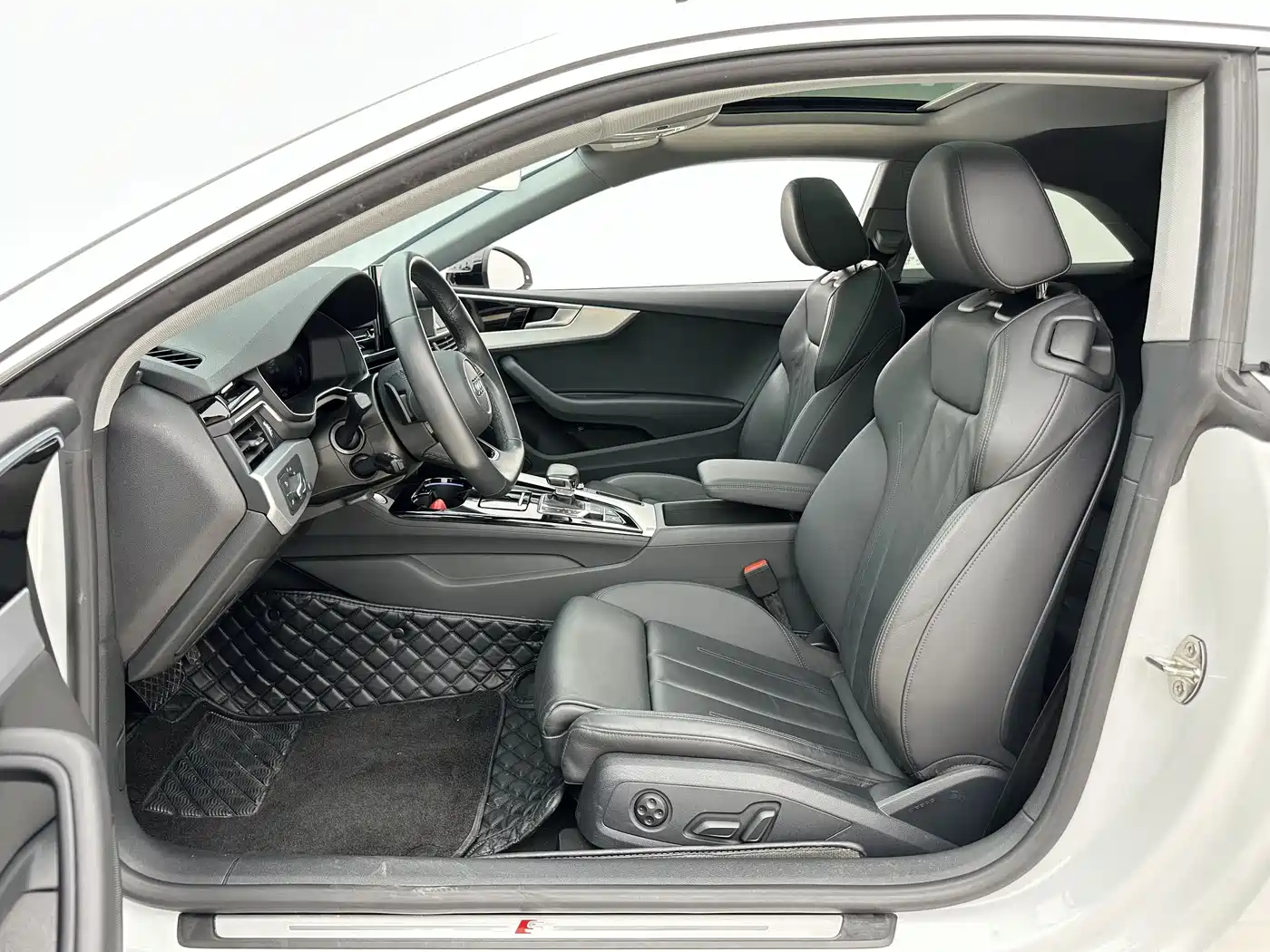 Фото 5 - Audi A5 (Import)