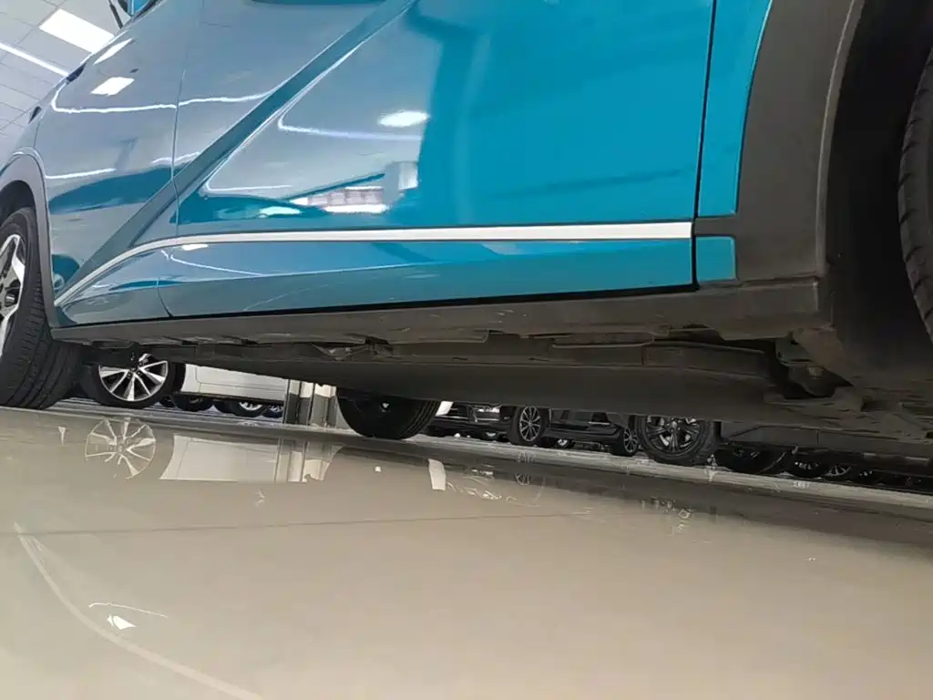 Фото 21 - BYD Dolphin
