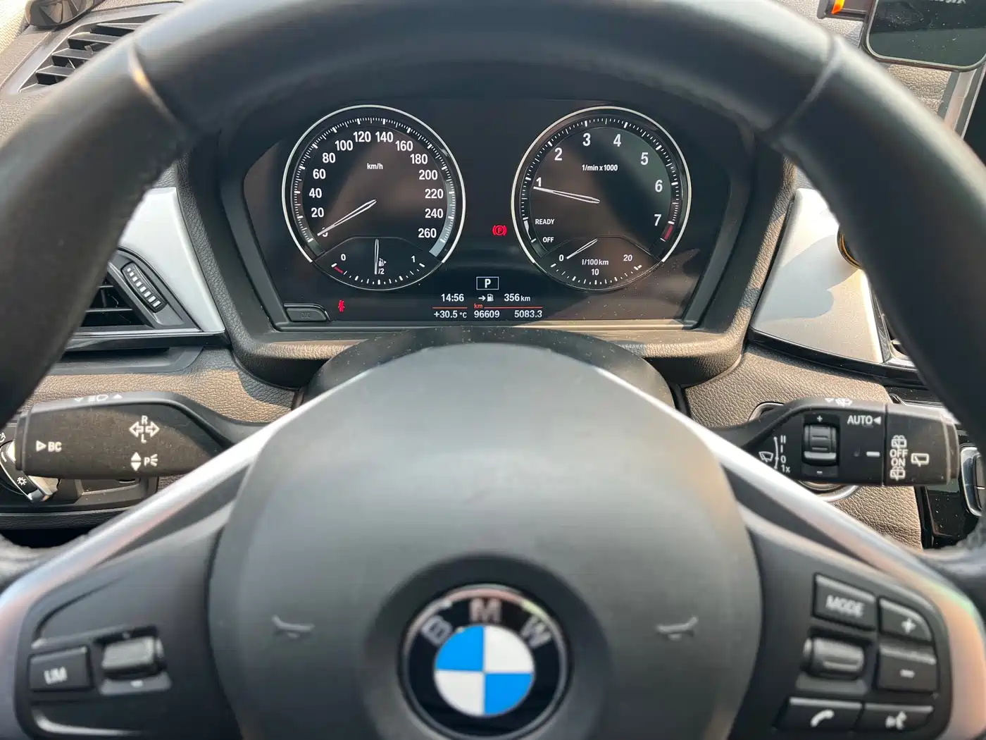 BMW X1 2019 sDrive20Li Leading Model фото 12