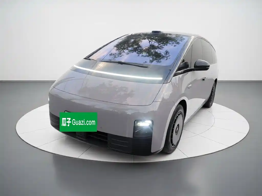 Li Auto MEGA 2025 — пригон из Китая