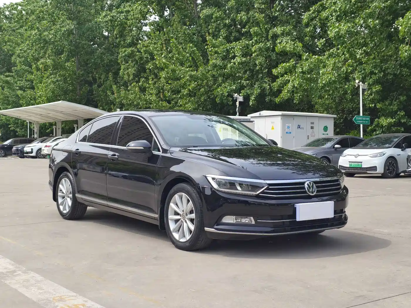 Volkswagen Magotan 2019 330TSI DSG Leading China V фото 3