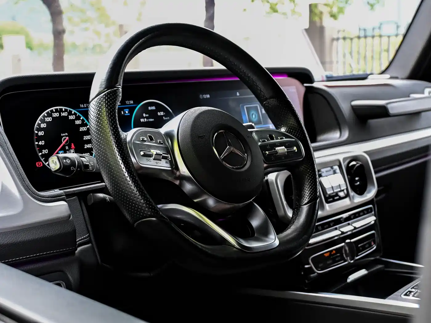 MERCEDES-BENZ G-CLASS